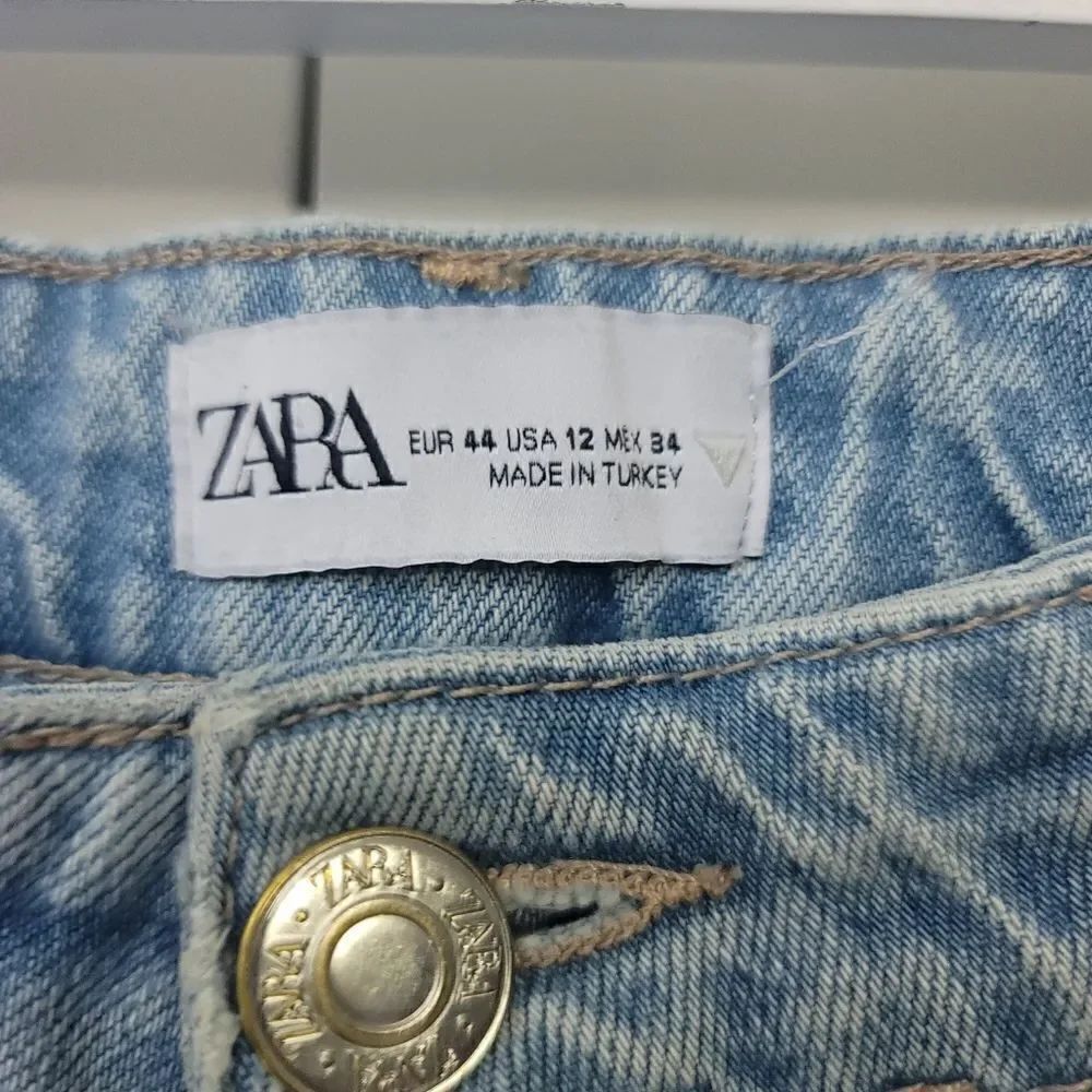 Zara high rise jeans, size 12 - Picture 6 of 10